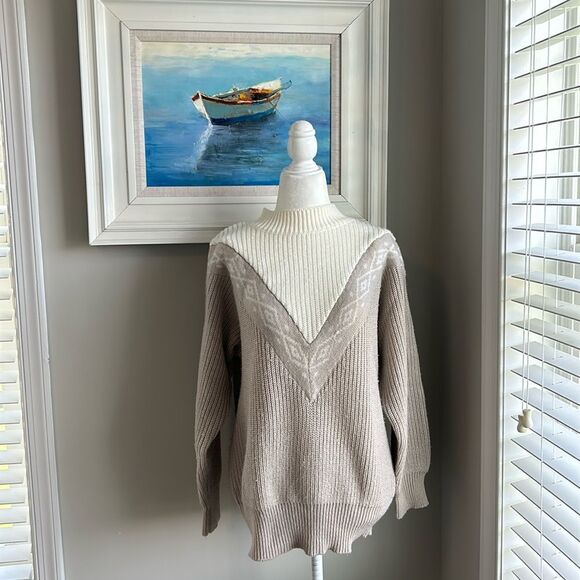 Vintage Sweaters - Vintage Chevron Longsleeve Womens Petite Cream Beige Sweater